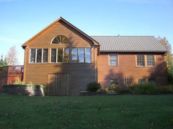 43 Fox Run Rd, West Charleston, VT 05872