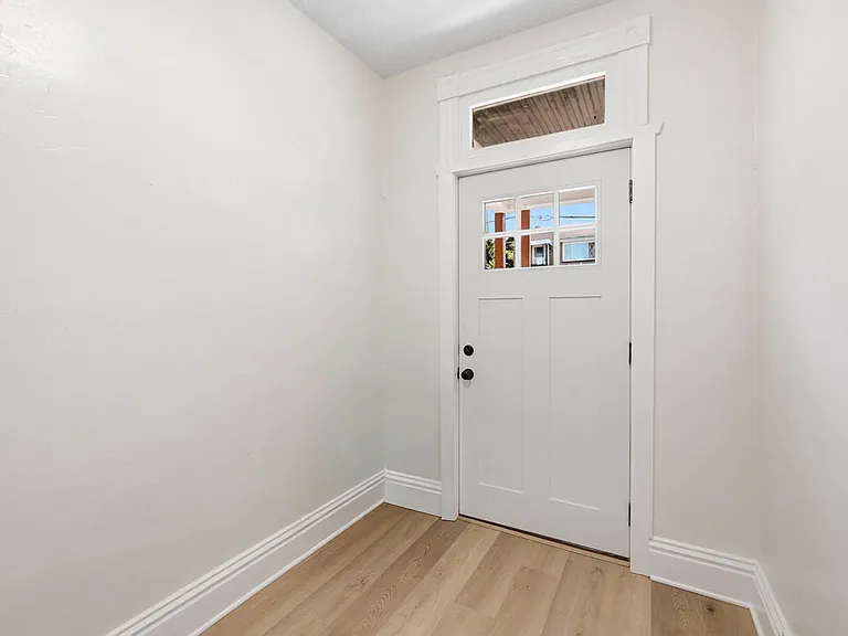 1642 Methyl St — Photo 1