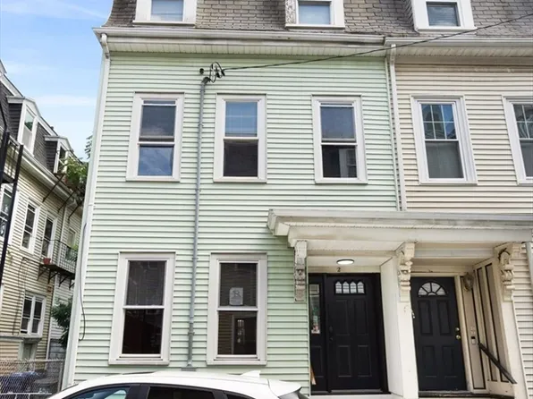 2 Viking St, South Boston, MA 02127