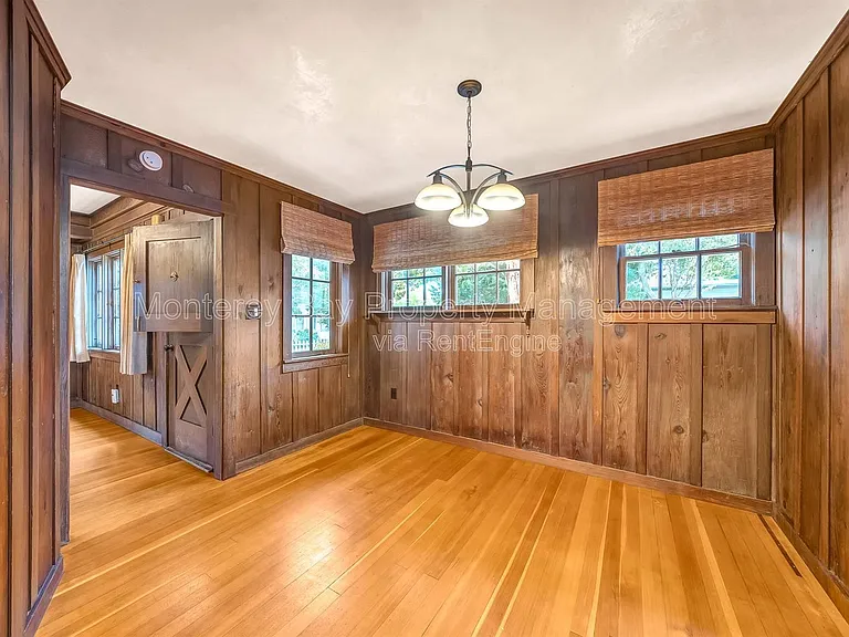 862 Short St — Photo 3