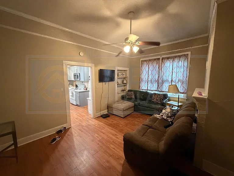 840 Ohio St — Photo 3