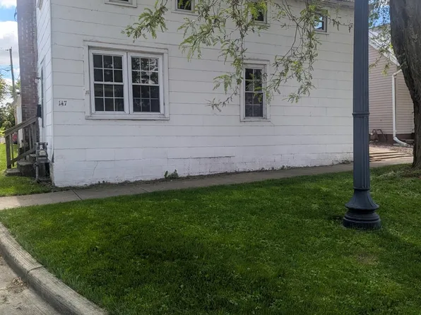 147 S Sandusky St, Tiffin, OH 44883