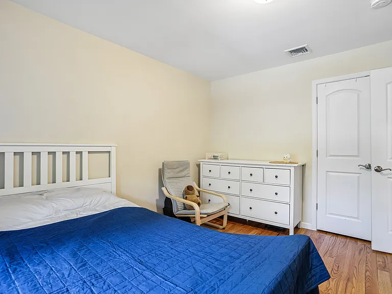174 Fort Lee Rd #B — Photo 16