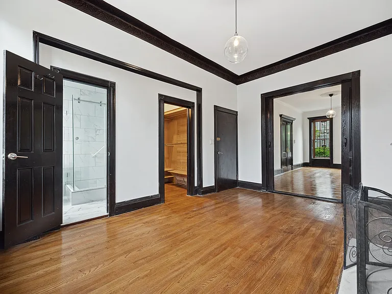 329 Decatur St #1L — Photo 16