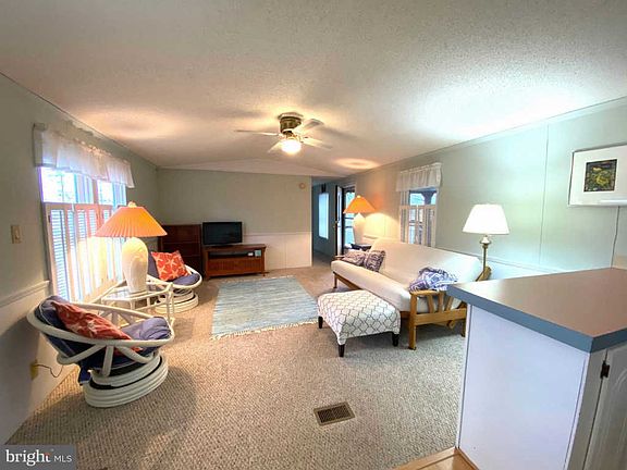 4th image of 35250 Bay Breeze Ln