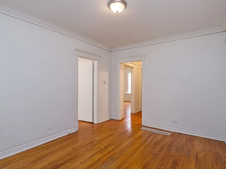 7655 S Sangamon St #914-20 — Photo 6
