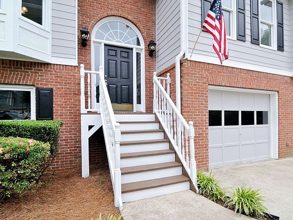 4th image of 255 Old Tassel Ct