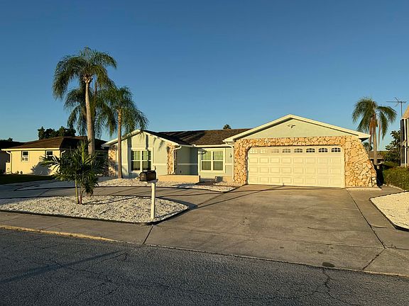 2nd image of 9907 Tradewinds Dr