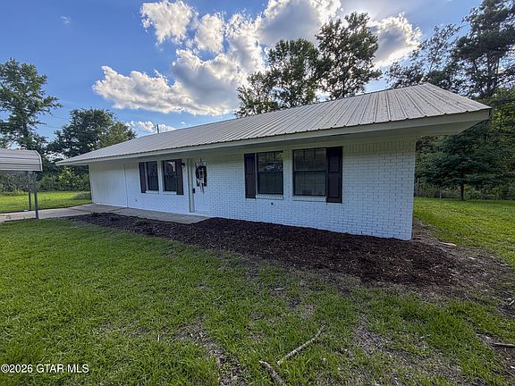 3rd image of 1025 Turnage Rd