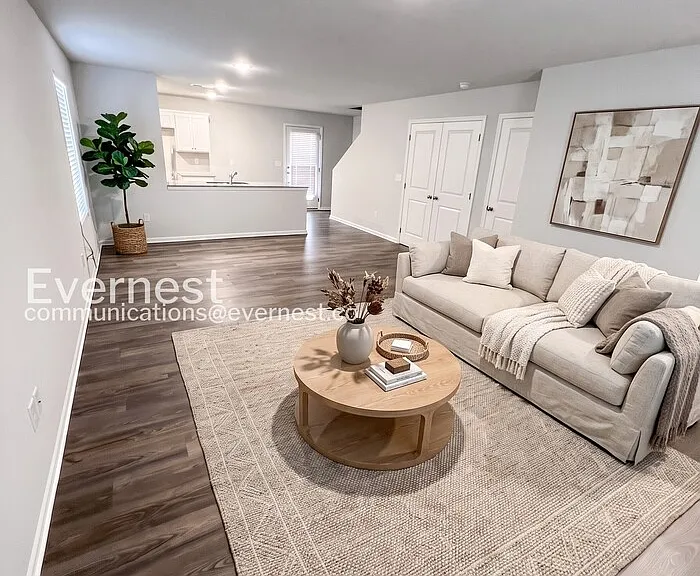 4101 Olive St — Photo 2
