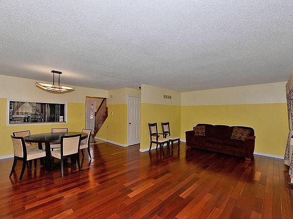 3rd image of 10425 Corbeil Dr