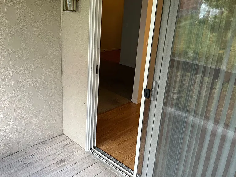 Anderson Commons Apartments — Photo 4