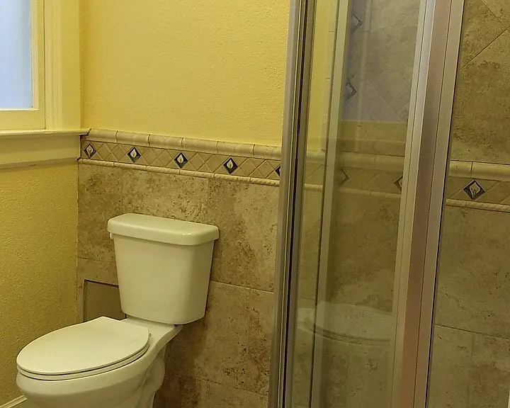 524 Georgia St #208 — Photo 17