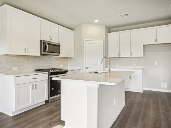 9537 Rattlesnake Trl, Fort Worth, TX 76036