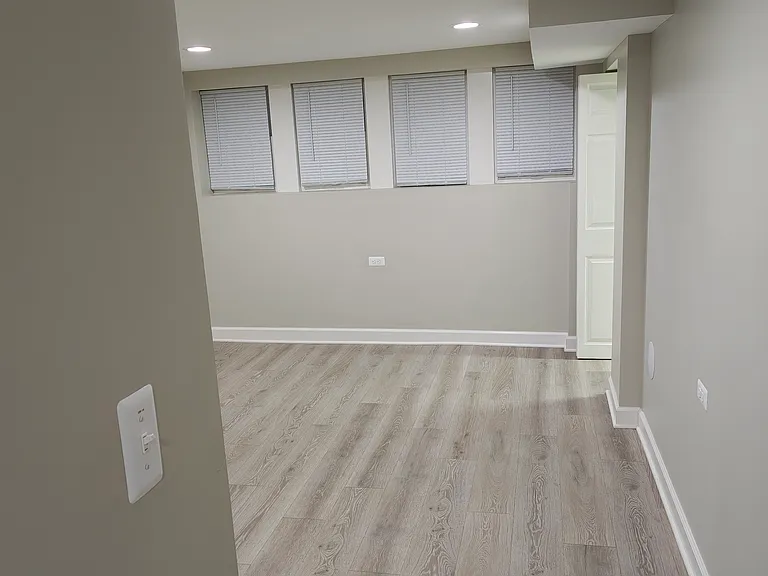 W Drummond Pl — Photo 9