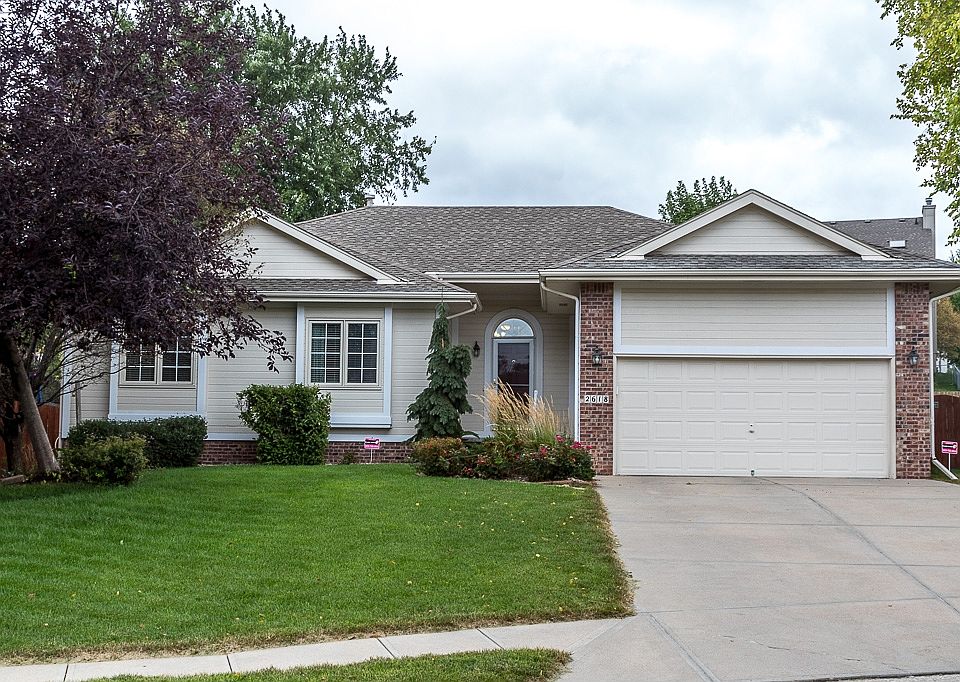 1st image of 2618 N 153rd Ave
