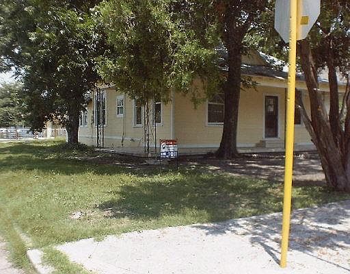 2nd image of 1031 MESQUITE