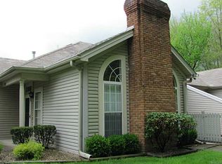 11 Stone Ridge Blvd, Hermitage, PA 16148