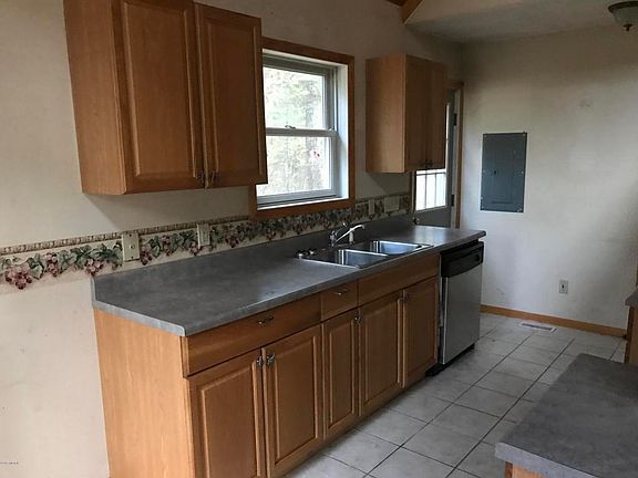 5th image of 11654 Midget Lake Dr