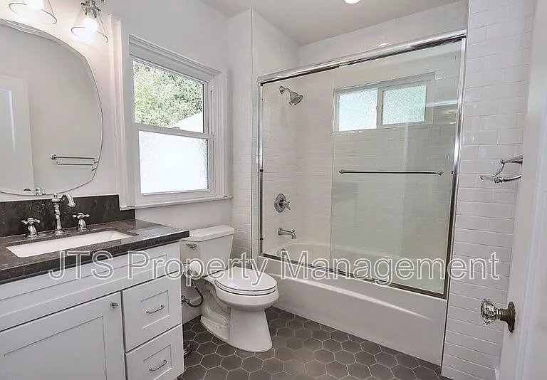 937 Sonoma Way — Photo 56