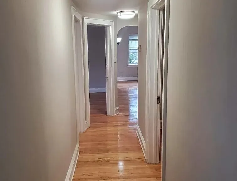 2706 N Frederick Ave — Photo 4
