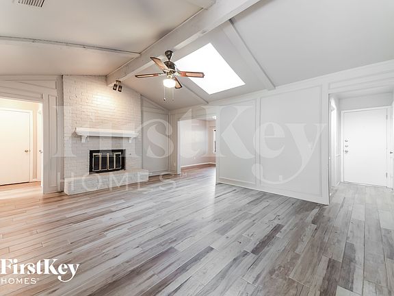 3rd image of 6309 Topaz Way