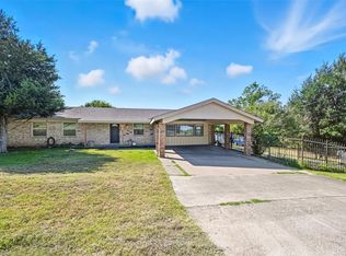 521 Linda Rd, Kennedale, TX 76060
