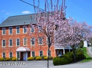 129 Park Ave, Lock Haven, PA 17745