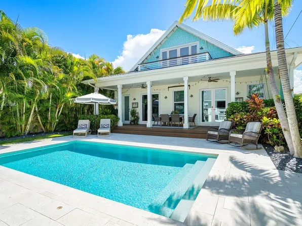 230 N Ocean Breeze Street, Lake Worth Beach, FL 33460