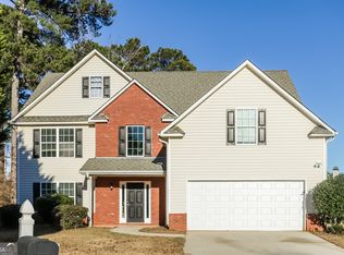 1028 Levista Dr, Locust Grove, GA
