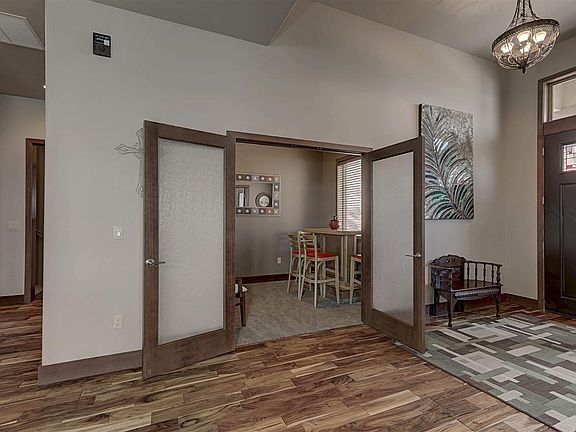 3rd image of 2421 W 51st Ave