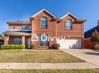 7017 Meadow Bend Dr, Arlington, TX 76002