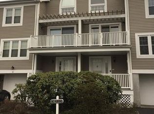 22 Brookridge Ct, Rye Brook, NY 10573