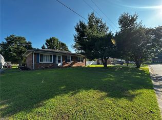 1523 Austin Dr, Suffolk, VA 23434