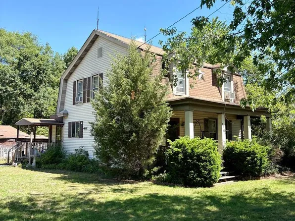 718 State St, Sharptown, MD 21861
