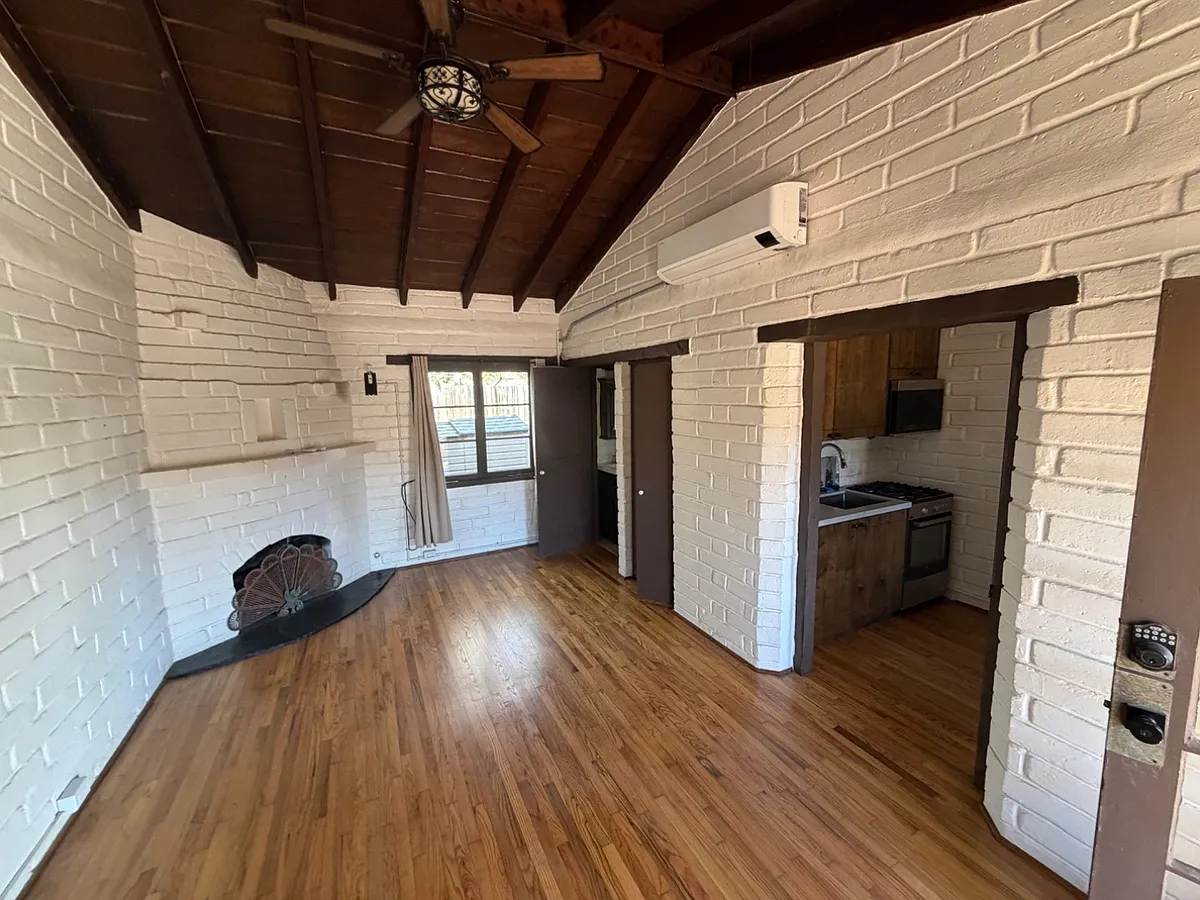 Unit Photo - 2135 Coast Blvd #8