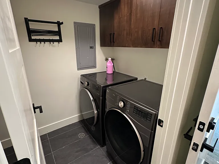 4054 Rasmussen Rd #2 — Photo 5