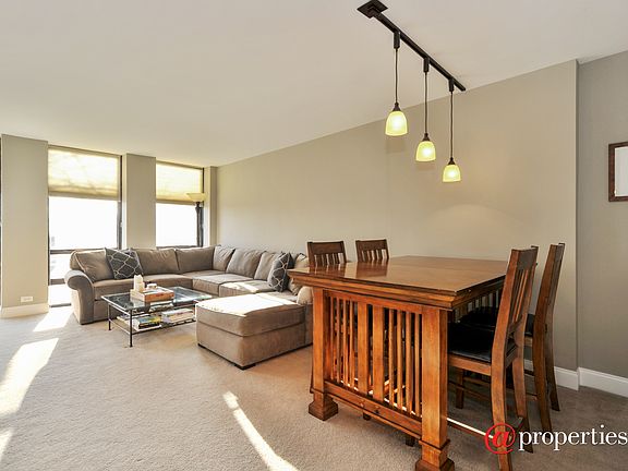 Living Room / Dining Room
