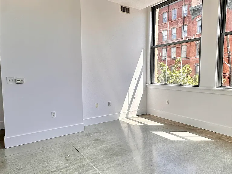 8 Erie St #203 — Photo 23