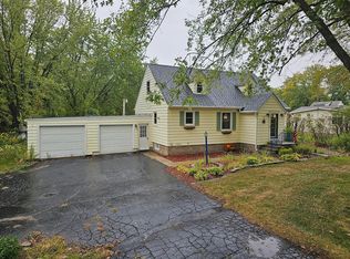 56815 220th St, Austin, MN 55912