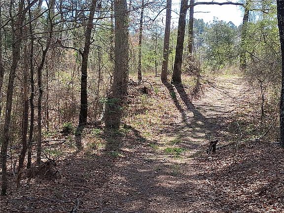 3rd image of 16327 Slade Rd