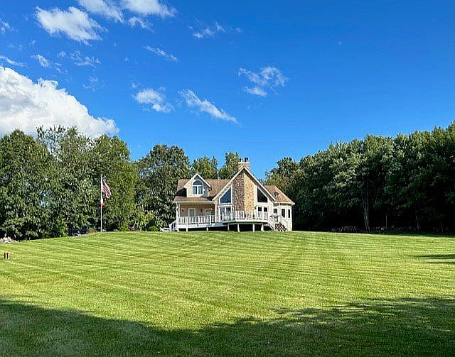 2nd image of 300 Cedar Mountain Rd