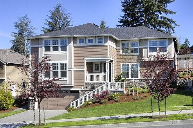 1st image of 16656 NE 86th Ct