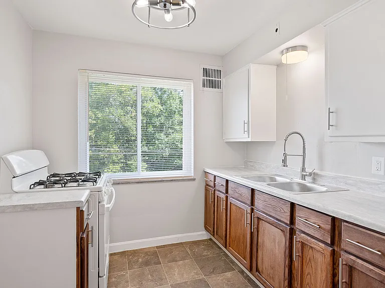 7796 Stillwell Rd #4 — Photo 13