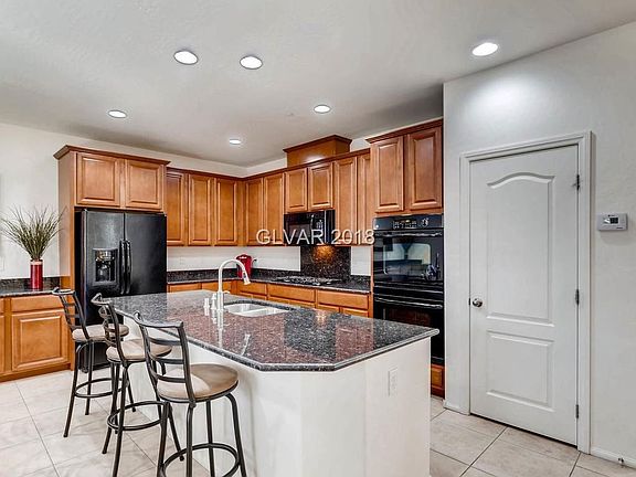Granite Island Kitchen, Pantry