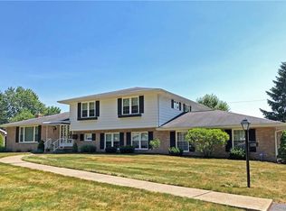 1378 Stonington Rd NW, Canton, OH 44720