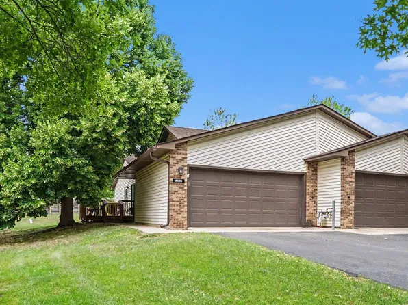 8689 134th St W, Apple Valley, MN 55124
