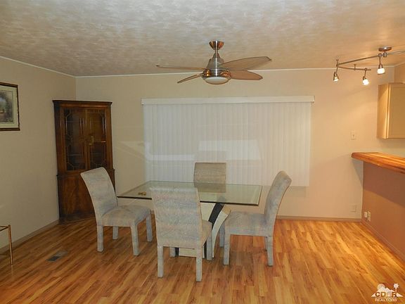 3rd image of 69510 Fairway Dr