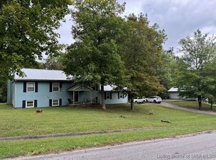 1460 Sherwood Dr NE, Corydon, IN 47112