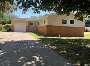 5015 Brentwood St, Monroe, MI 48161